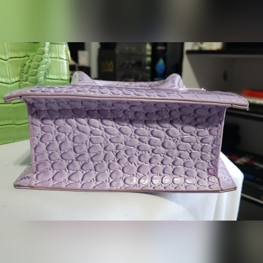 Faux Croc Embossed Mini Handbag- purple - Picture 8 of 9